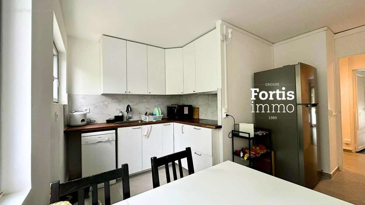 Appartement à FRESNES