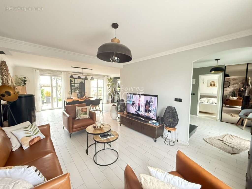 Maison à ROZAY-EN-BRIE