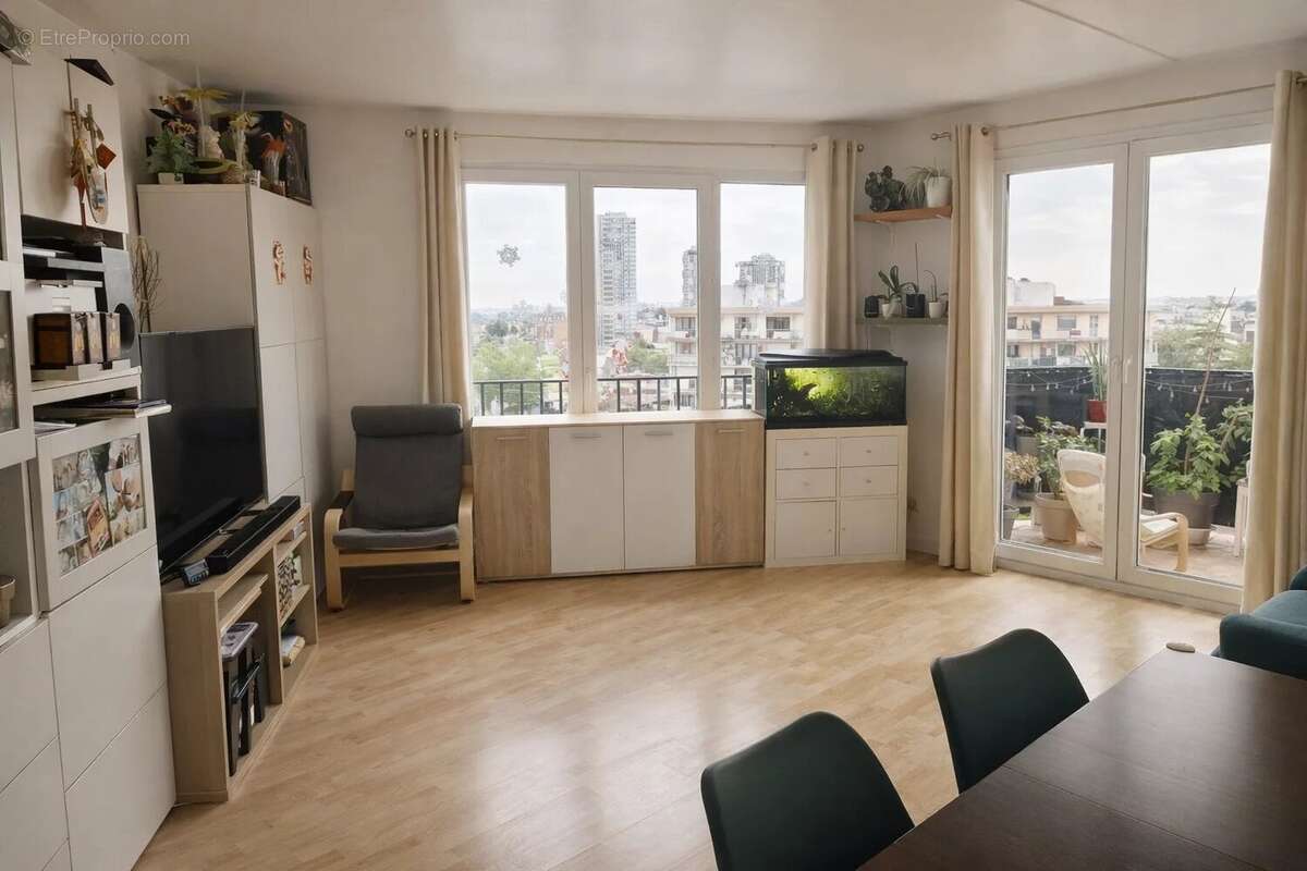 Appartement à THIAIS
