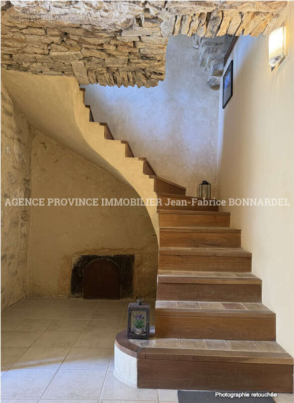 Maison à BOLLENE
