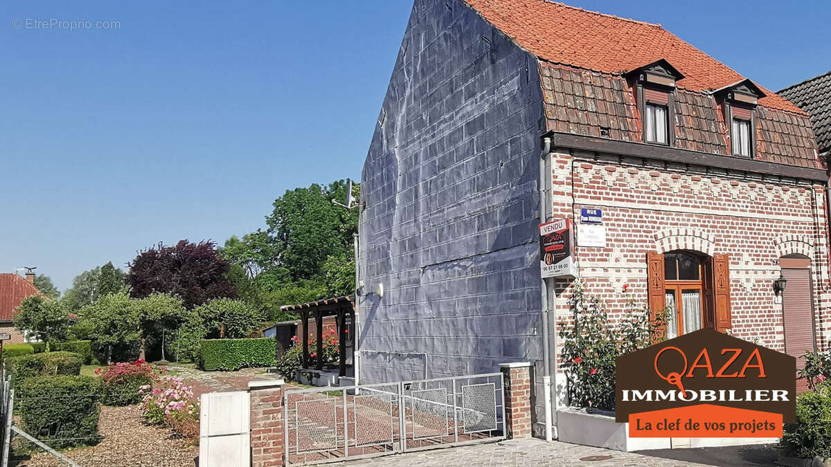 Maison à RIEULAY
