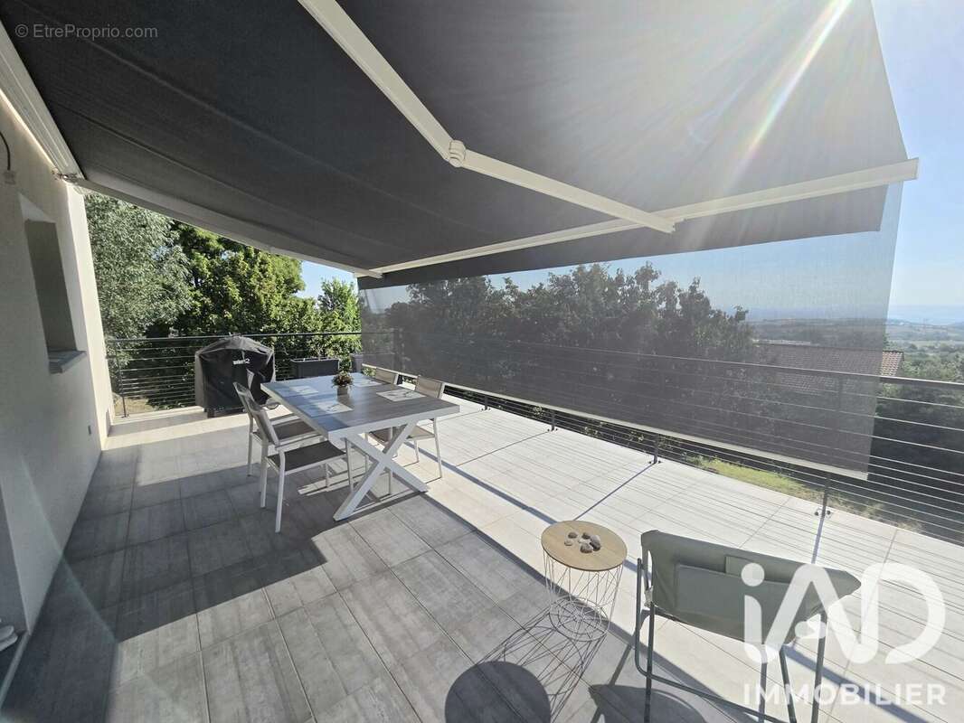 Maison 99 m² à Peaugres  - photo 4