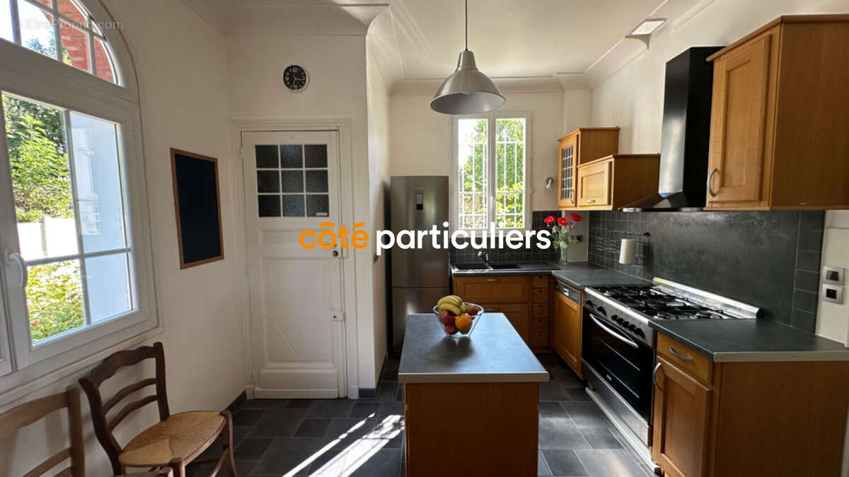 Maison à COMBS-LA-VILLE