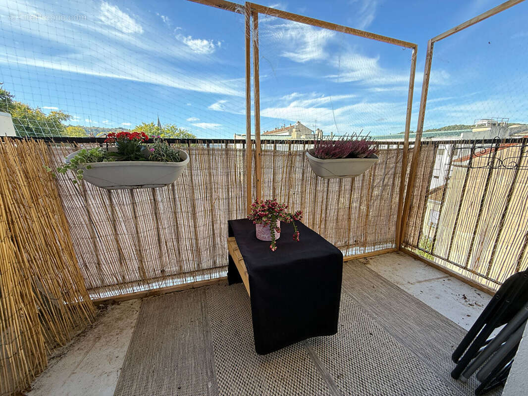 Appartement à LONS-LE-SAUNIER