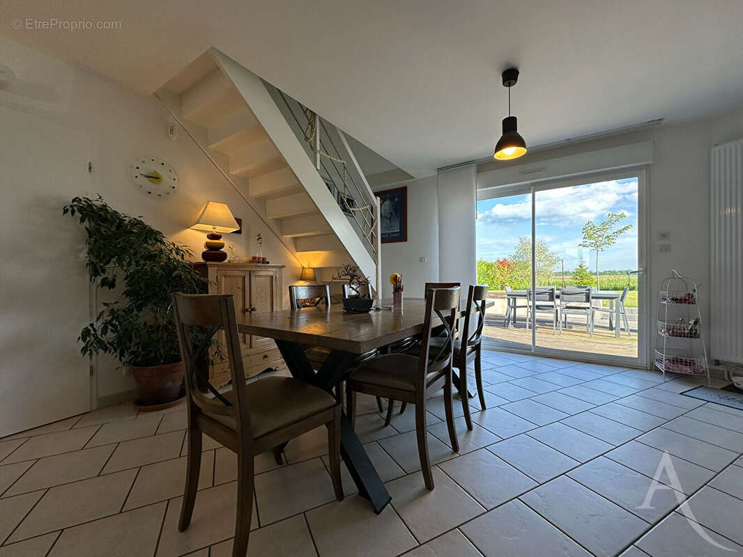 Maison à BERRY-BOUY