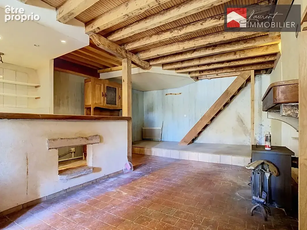 En exclusivité: Maison pleine de charme à PRETY - photo 2