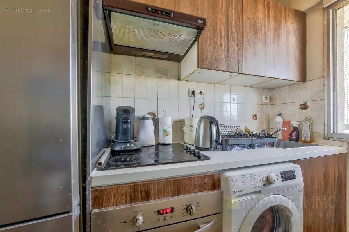 Appartement à COURBEVOIE