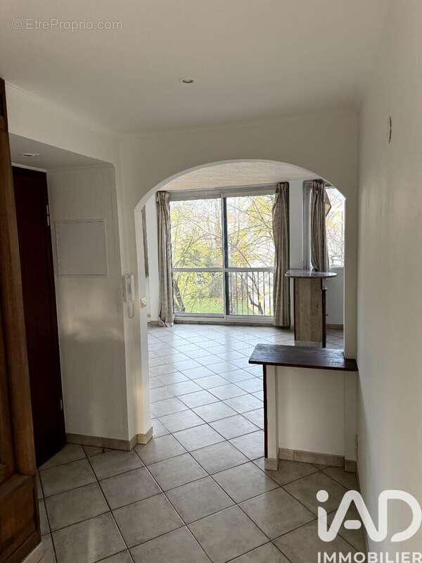 Photo 2 - Appartement à CONFLANS-SAINTE-HONORINE