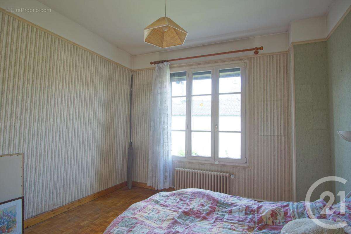 Maison à CHOISY-LE-ROI