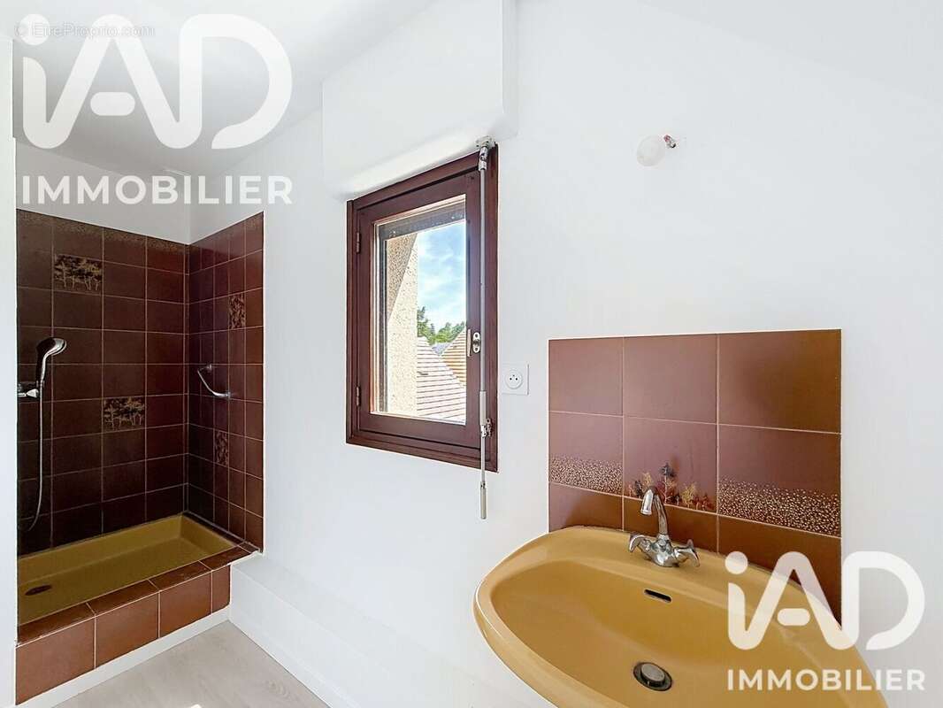Maison 196 m² à Amilly  - photo 7