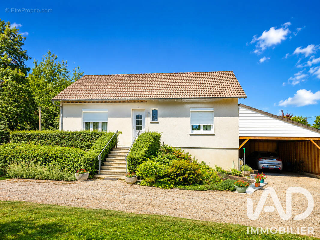 Photo 1 - Maison à ALLIGNY-COSNE