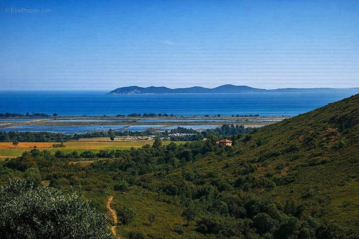 Maison à LA LONDE-LES-MAURES