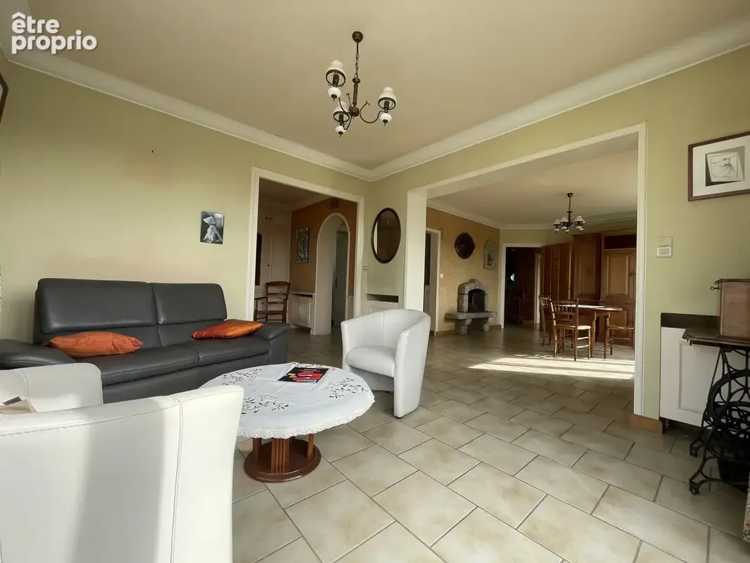 Maison 6 chambre au cœur d'Oudon et de ses services - photo 2