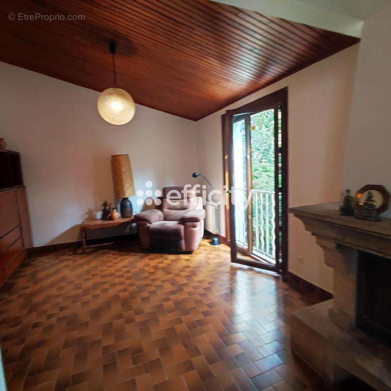 Maison à VILLENEUVE-LES-AVIGNON