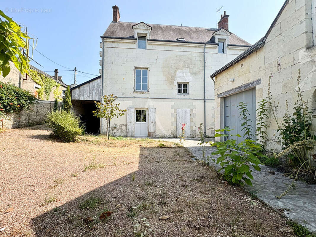 Maison bourgeoise 180 m2 - Saint-Georges sur Cher - photo 16