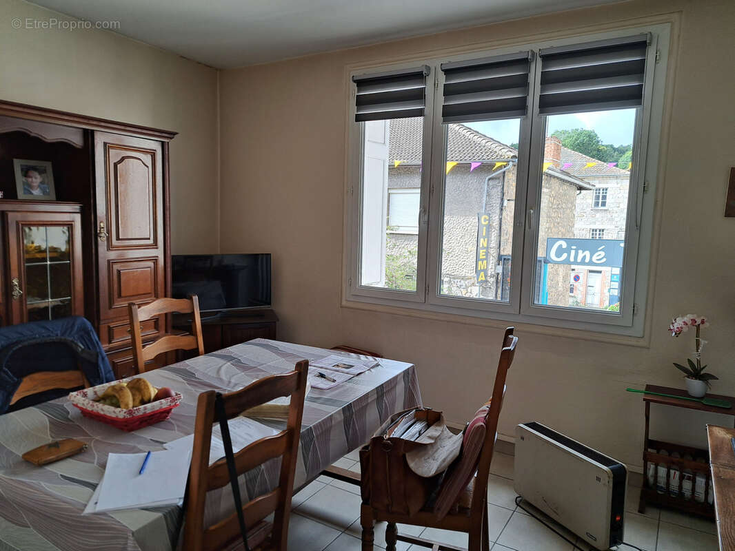 Appartement à TENCE