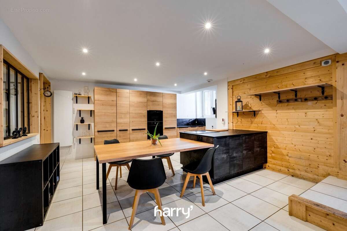Appartement 108 m² à Jougne  - photo 4
