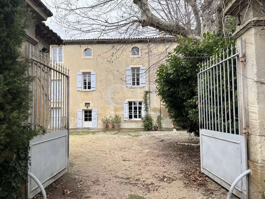 Maison à VAISON-LA-ROMAINE
