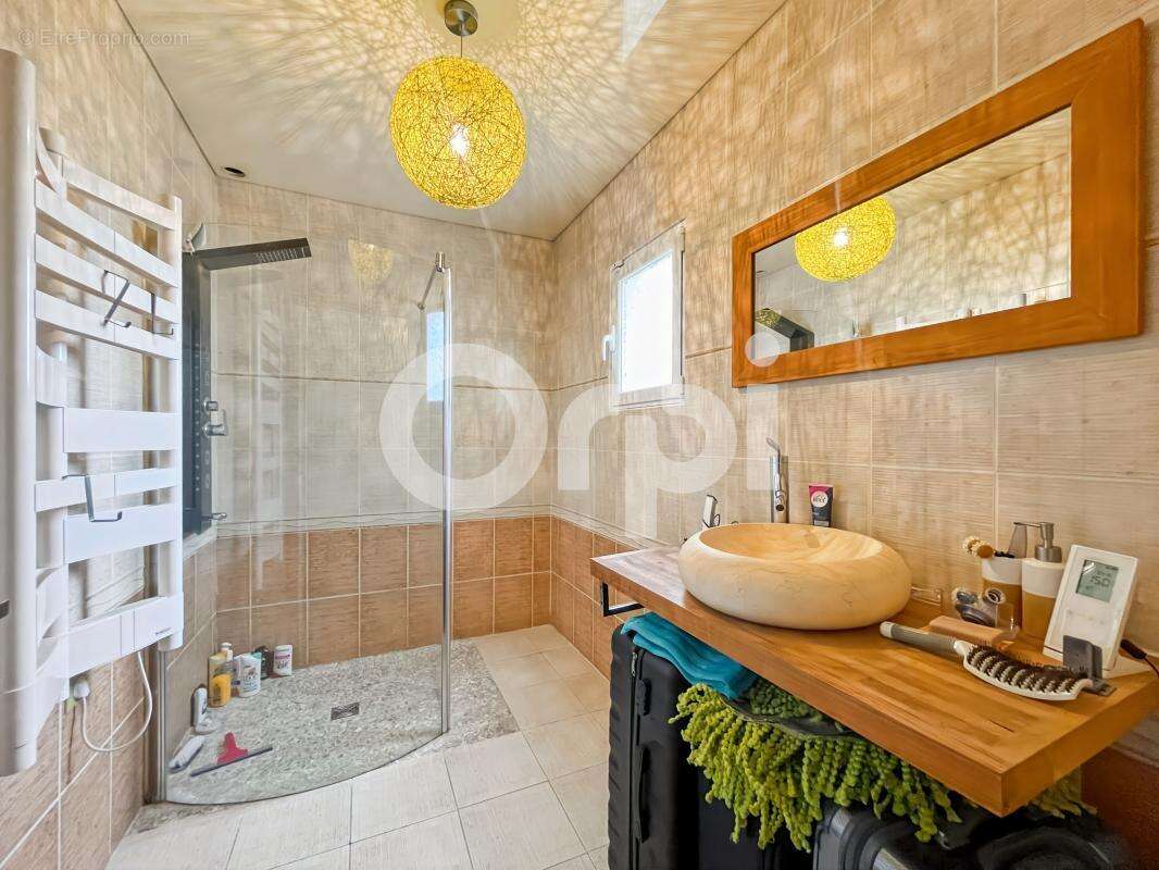 Maison à LA FORET-DU-PARC