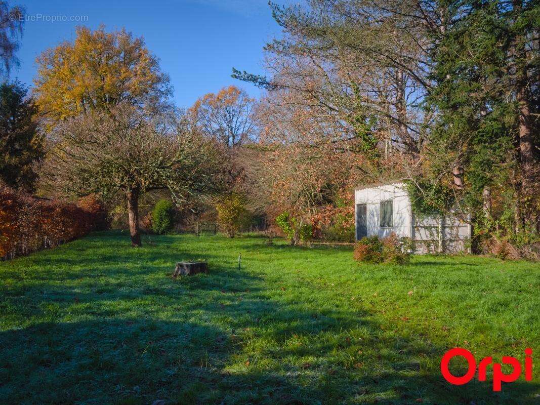 Maison à ISLE-ET-BARDAIS