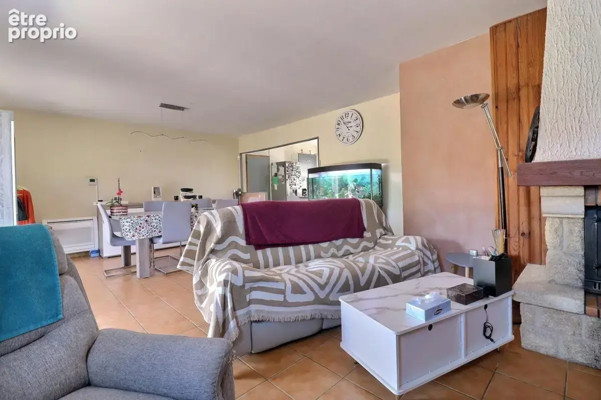 Saulon-la-Chapelle : Maison individuelle de plain-pied de 93m², deux garages, 4 chambres - photo 3