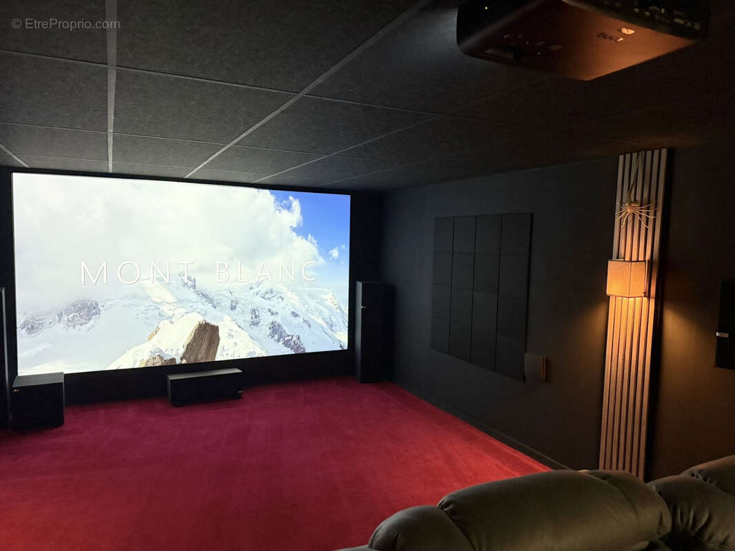 Maison à PREVESSIN-MOENS