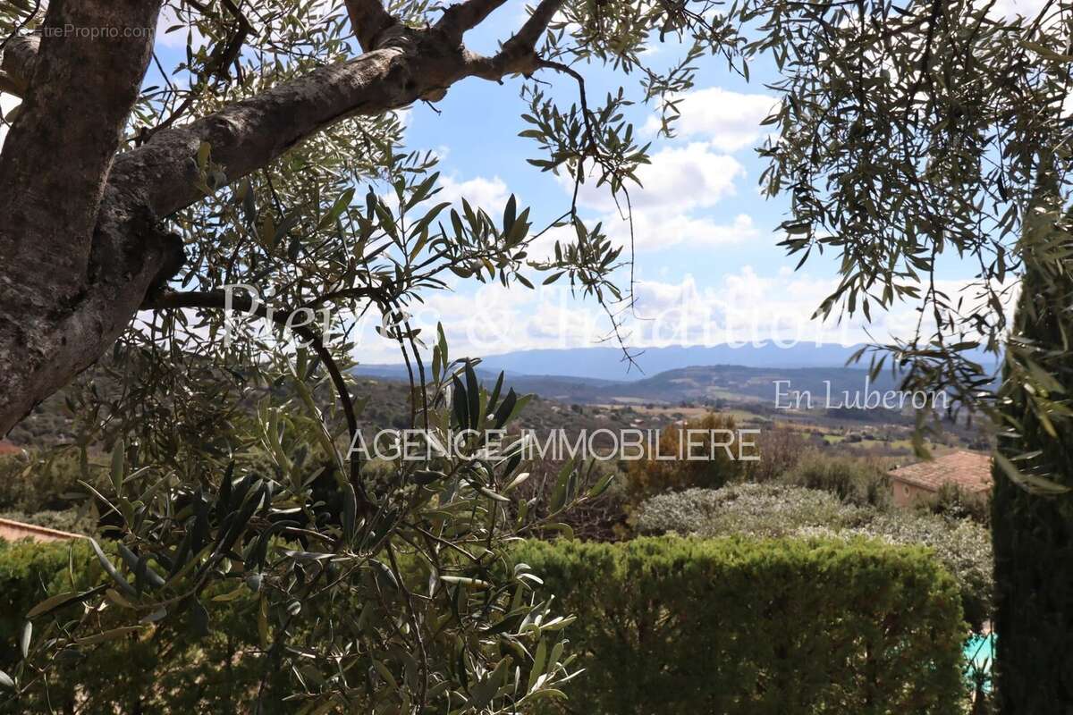 Maison à SAINT-SATURNIN-LES-APT