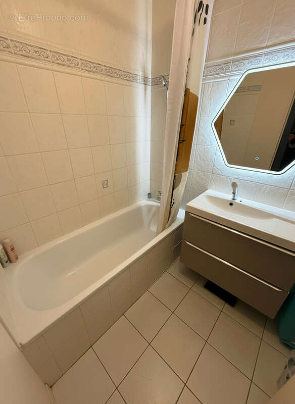 Appartement à LEVES