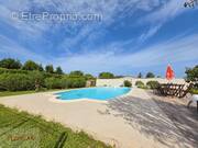 Maison à SAINT-HILAIRE-DE-BRETHMAS