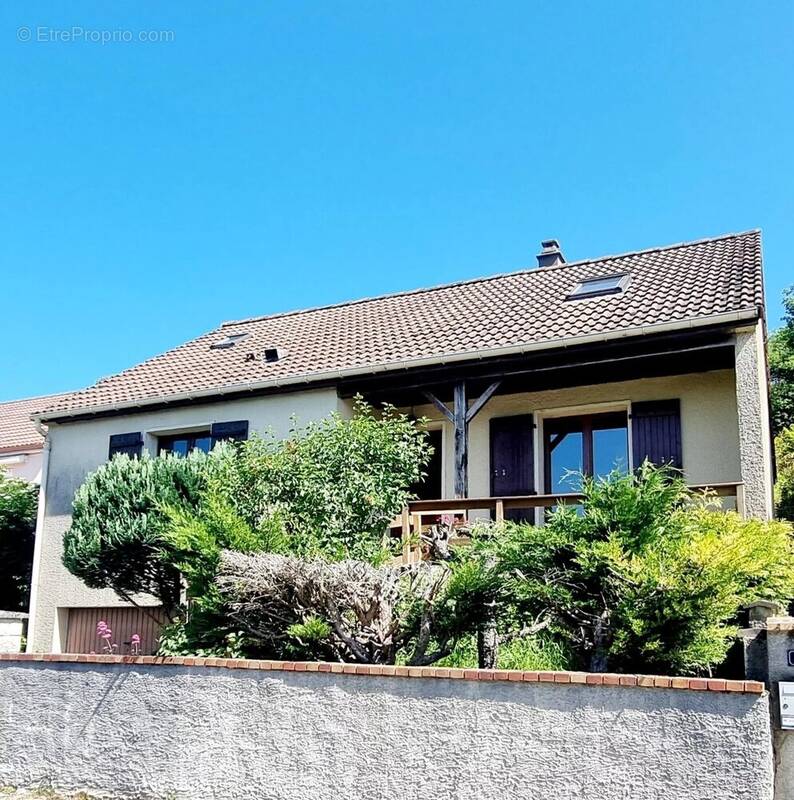 Maison à LA FERTE-ALAIS