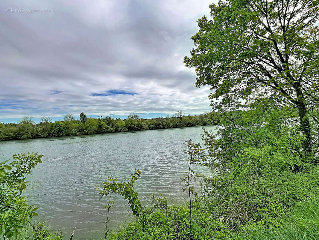 Appartement à CORBEIL-ESSONNES
