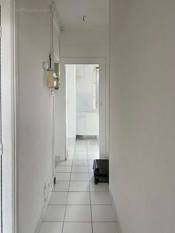 Photo 7 - Appartement à LYON-8E