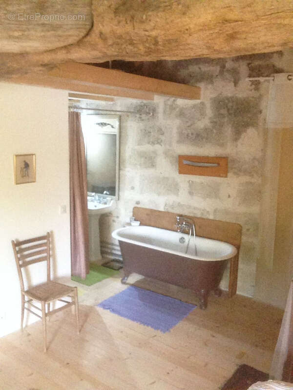 Maison à SAINT-FORT-SUR-GIRONDE