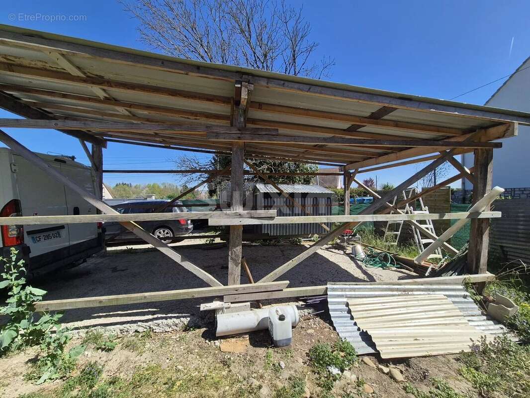 Maison à LE DESCHAUX