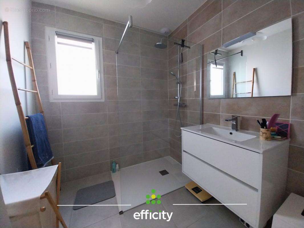 Maison à SAINT-SULPICE-DE-ROYAN