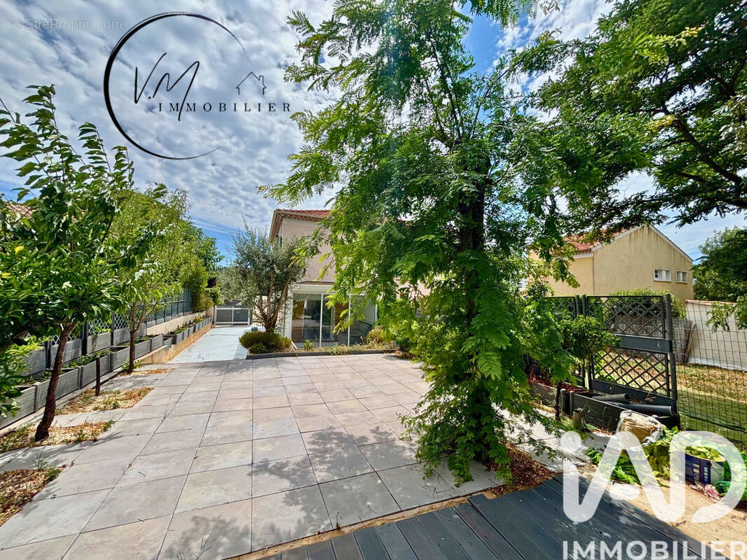 Photo 1 - Maison à TOULON