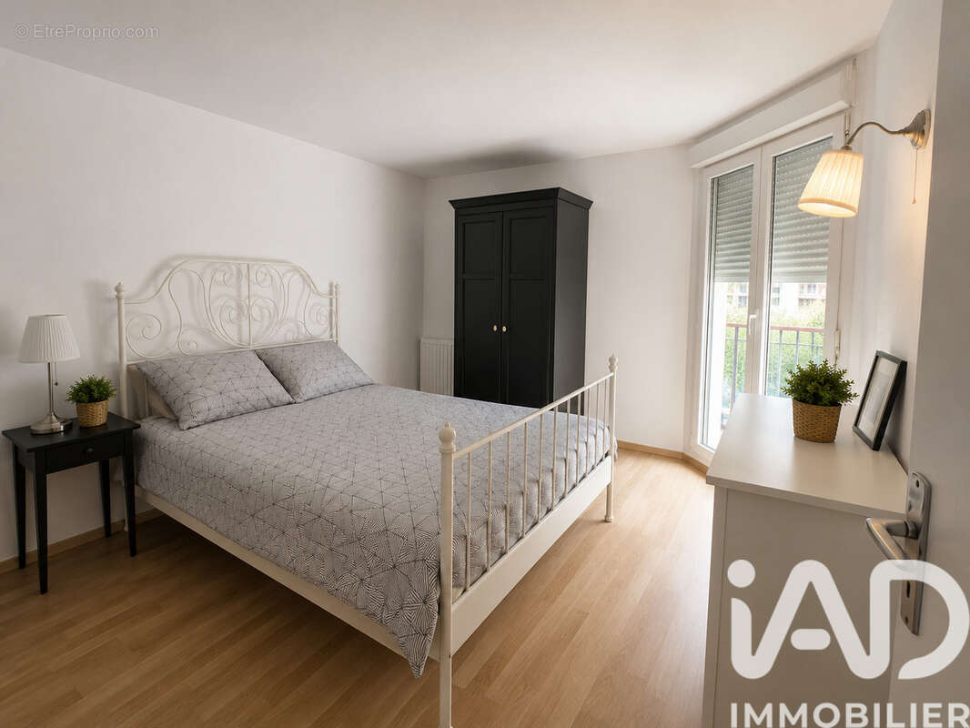 Photo 3 - Appartement à LES ULIS