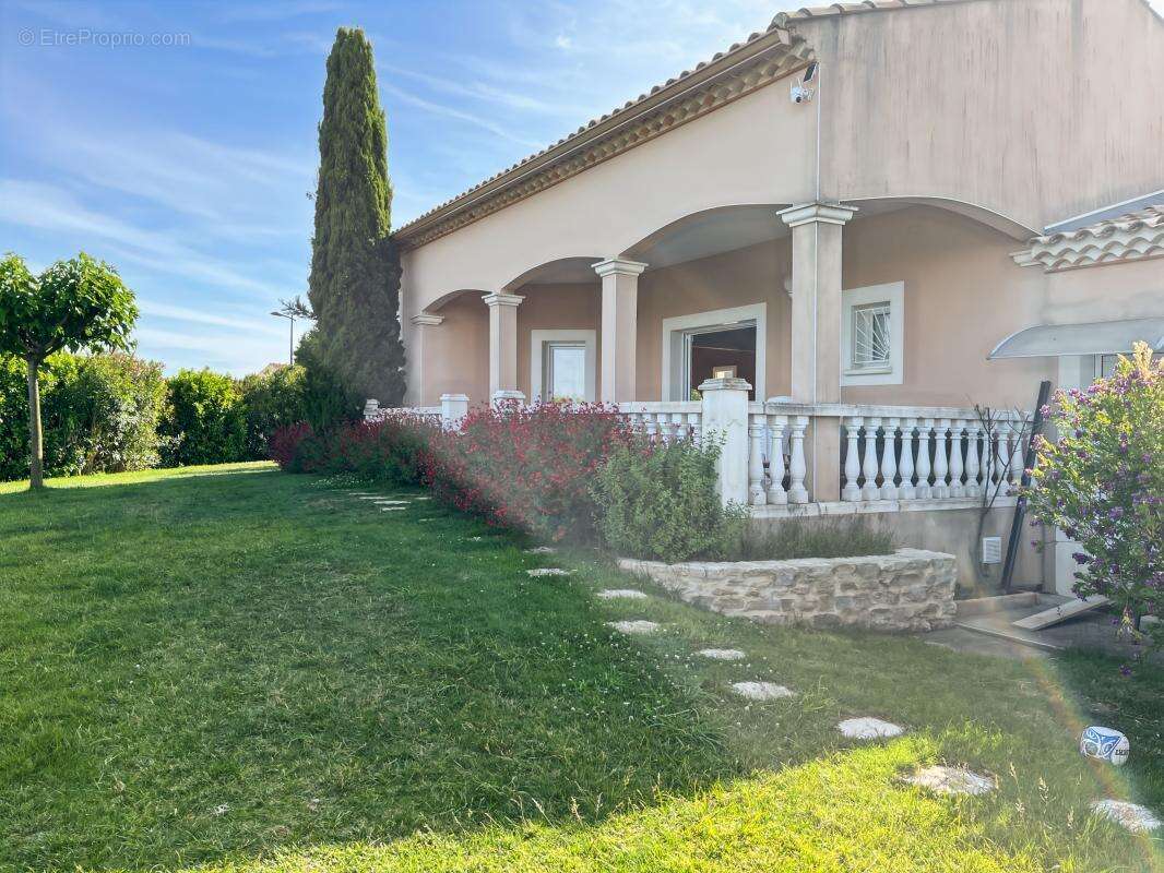 Maison à PINET