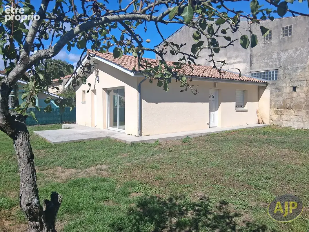 Photo Maison à Pauillac au prix de 128 000€