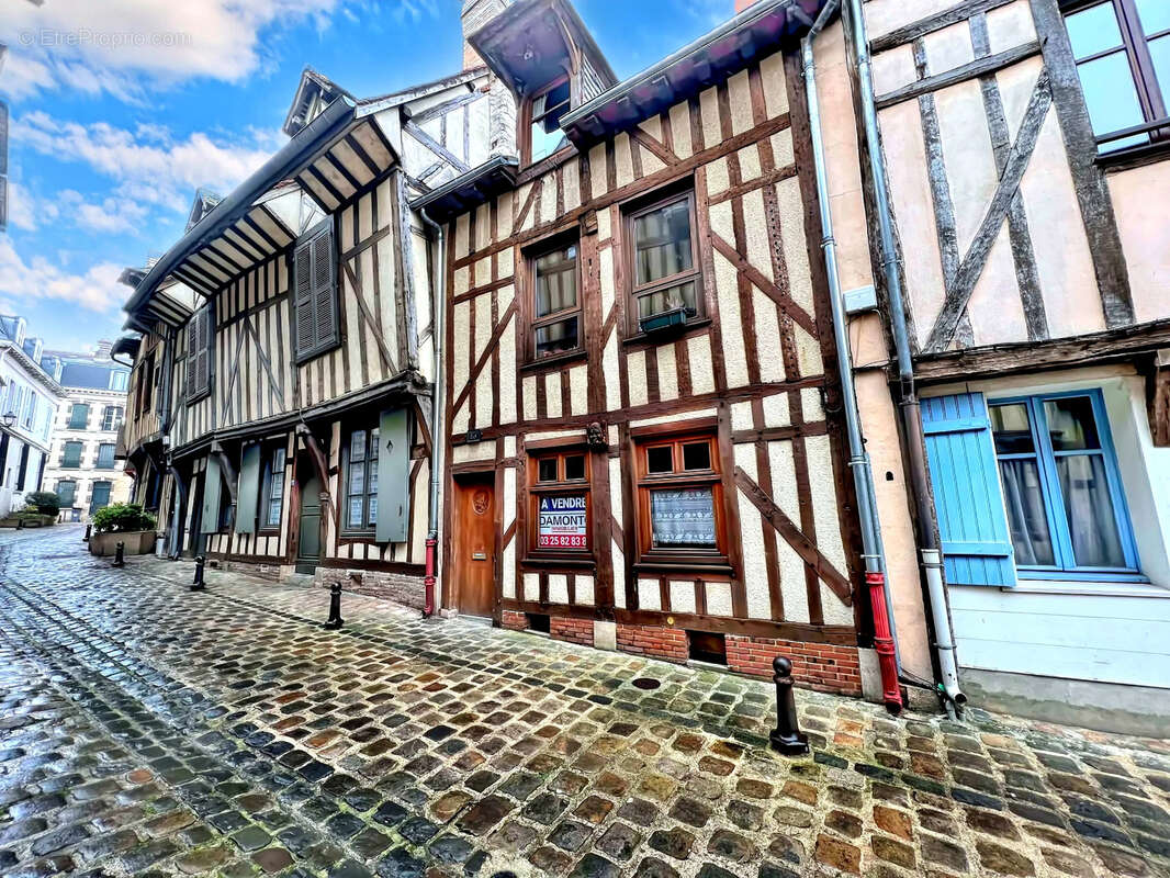 Appartement à TROYES