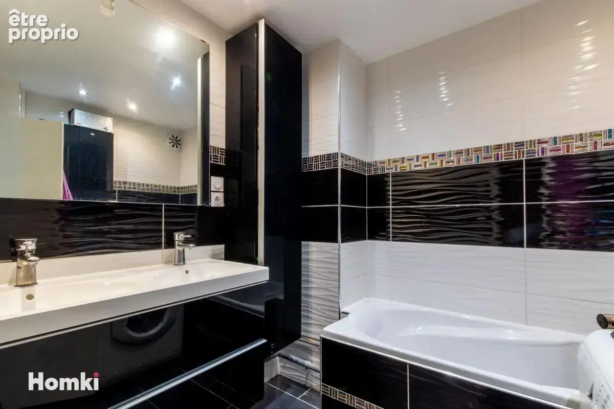 Appartement T3 de 57 m² à Bron 69500, Rue Marcel Bramet - photo 9
