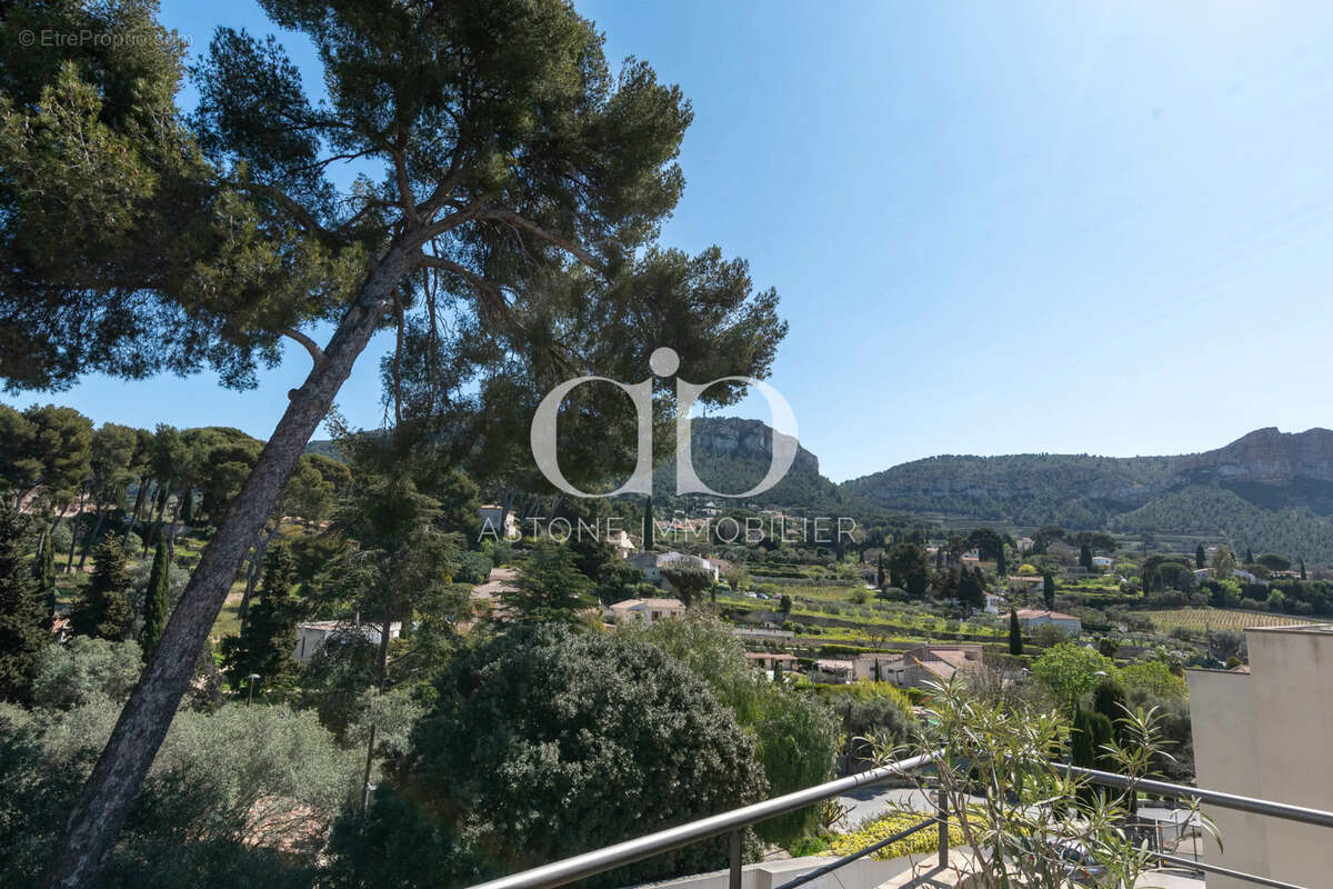 Cassis / appartement-maison - photo 4