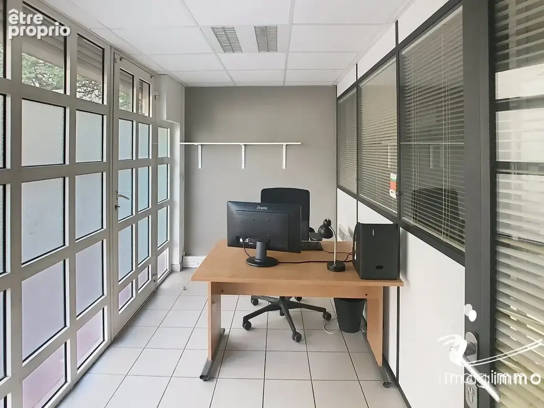 Emplacement rare ! Local commercial 210 m2 ? Quartier Gare Montpellier - photo 6