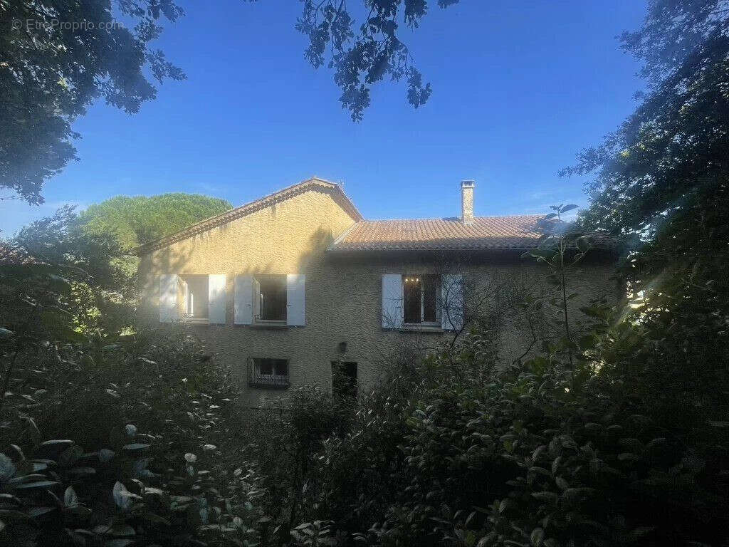 Maison à BAGNOLS-SUR-CEZE