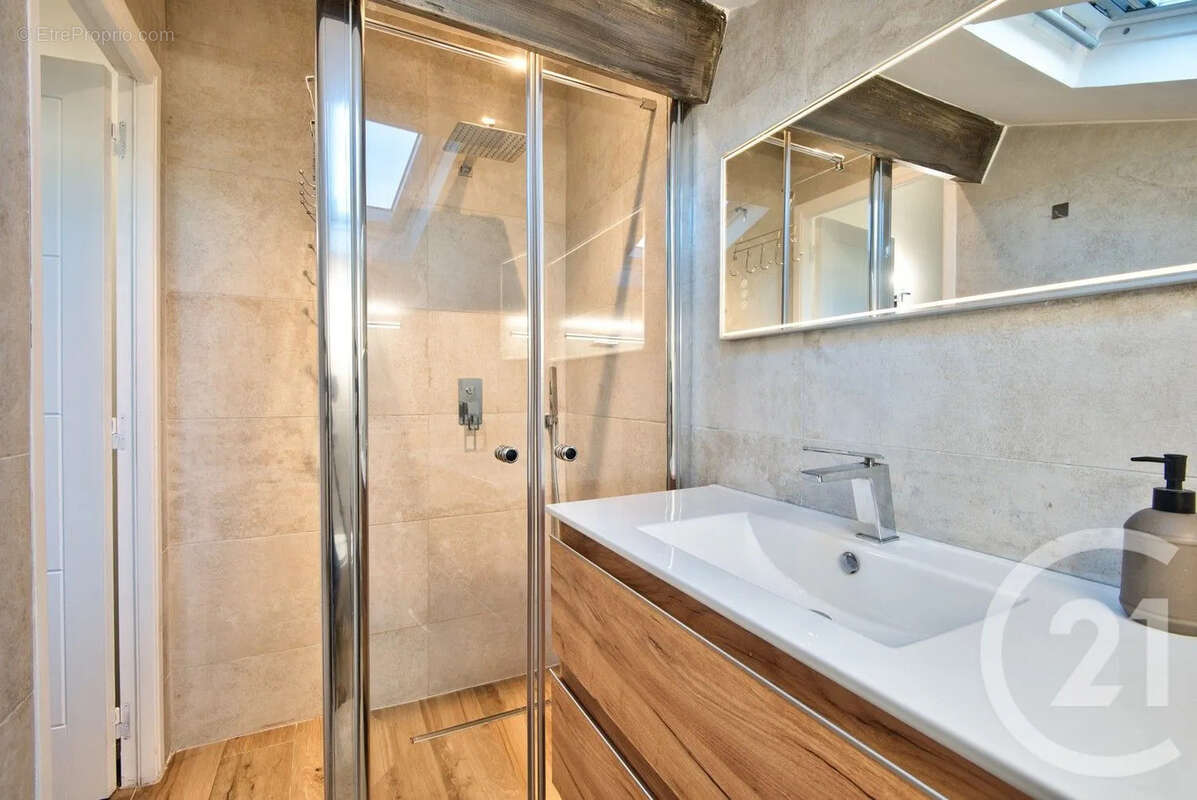 Maison à CAGNES-SUR-MER