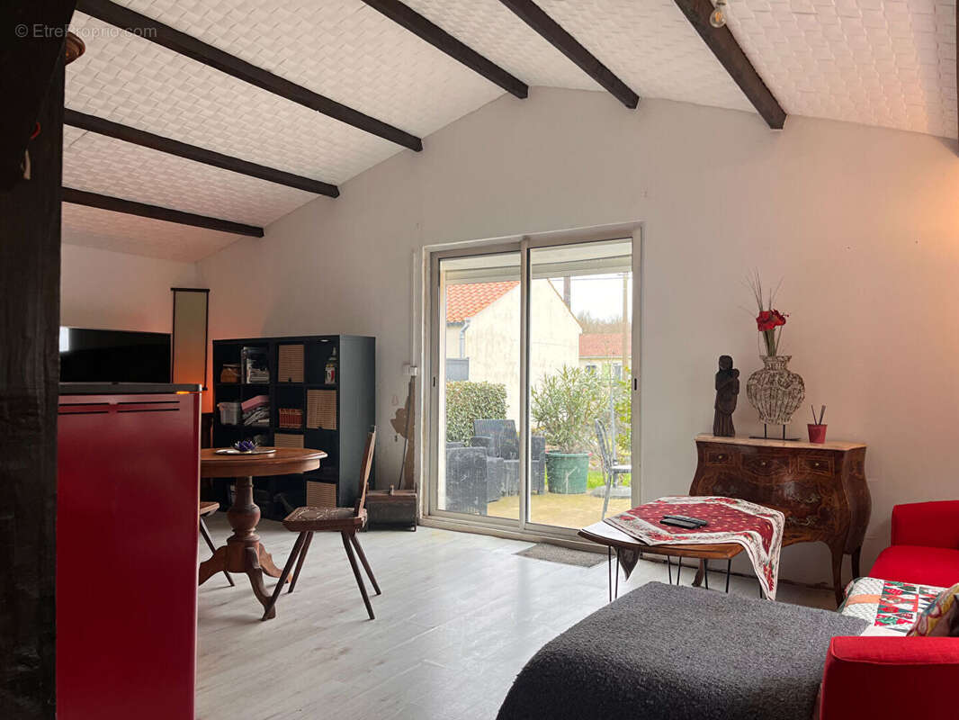 Maison à SAINT-CHRISTOPHE-DU-LIGNERON