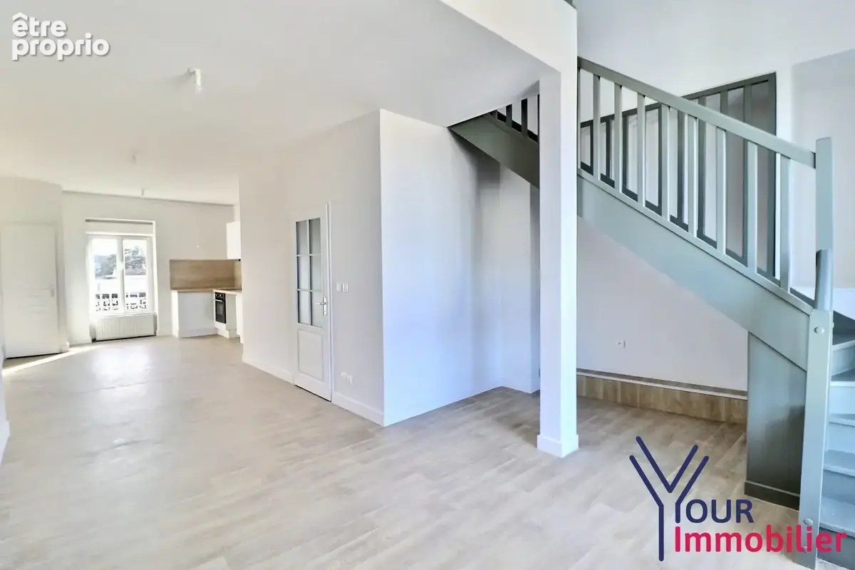 Appartement 4 pièces 76 m² à vendre à Tassin-La-Demi-Lune (69160) - photo 2