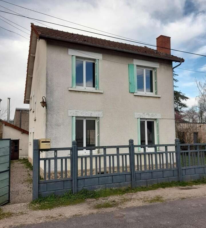 Maison à CORBIGNY