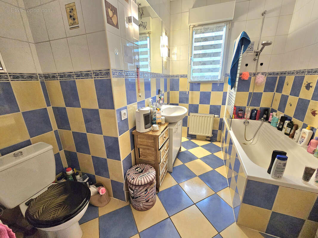 Maison à CHAMPAGNEY