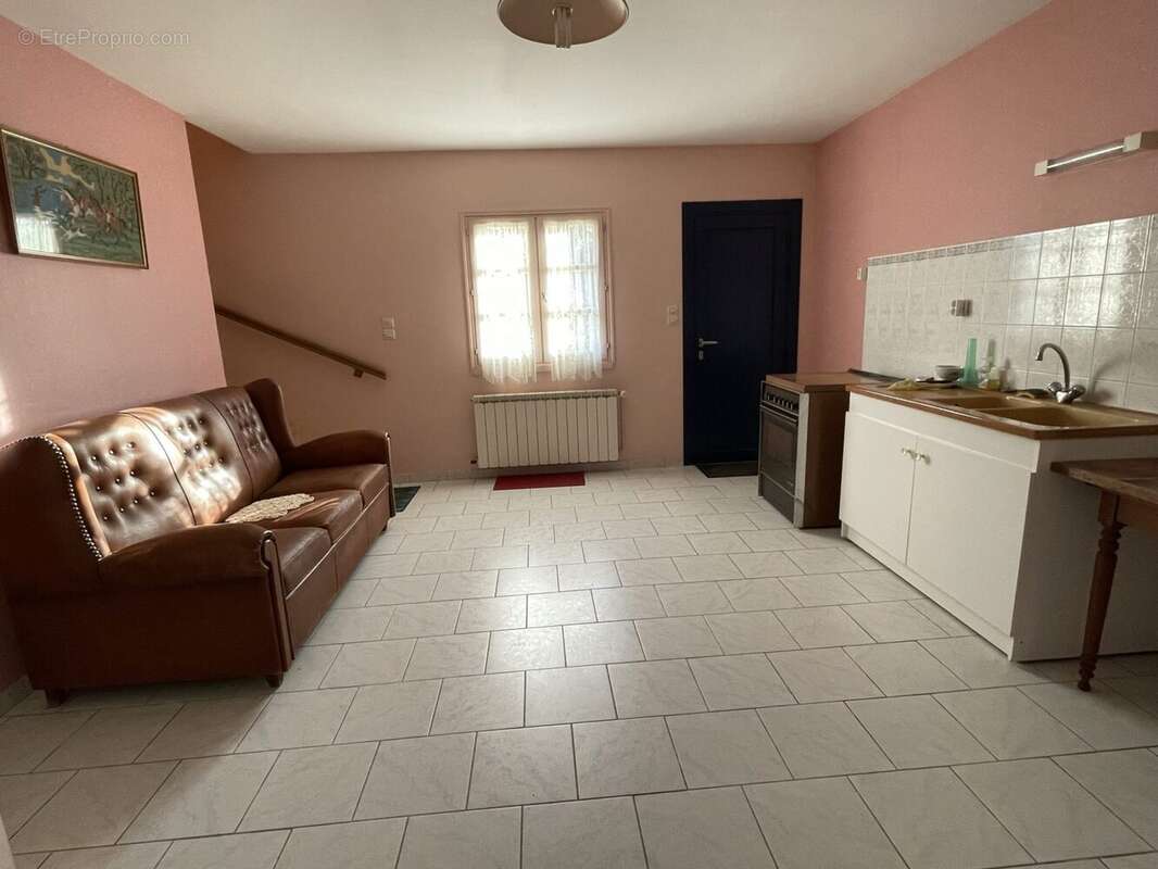 Maison à CHAUVIGNY